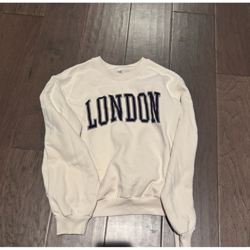 Hollister Cream London Sweater